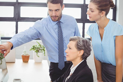 欠款未还，应向何法院提起诉讼？